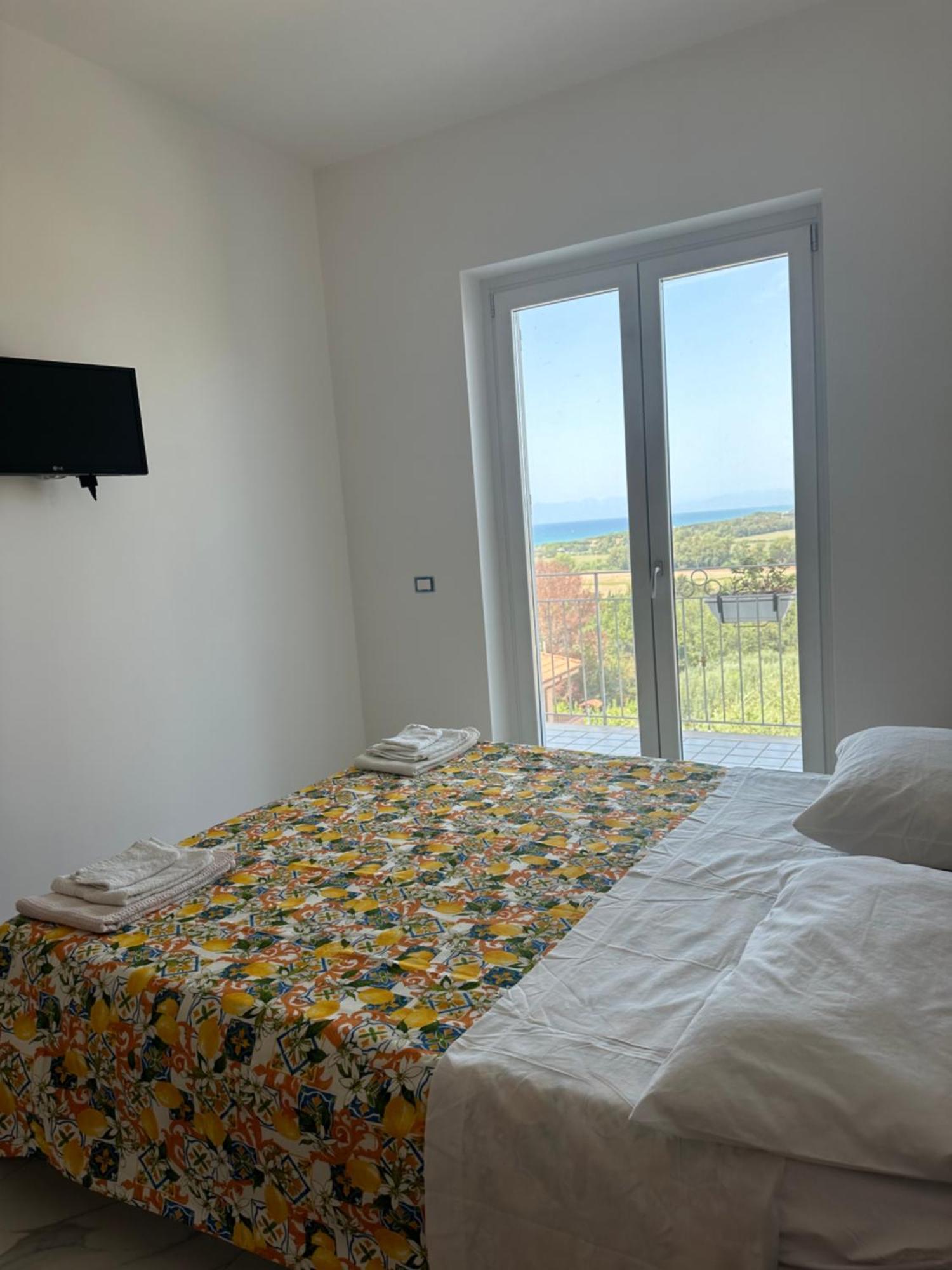 Villa Il Tramonto Agropoli Bagian luar foto